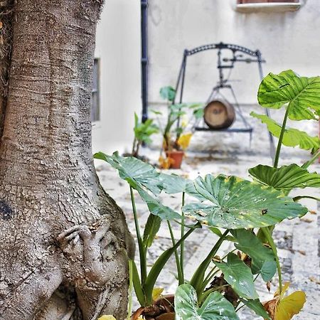 B&B Garibaldi Alcamo Luaran gambar
