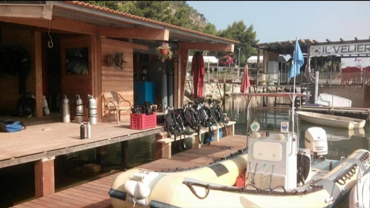 B&B Garibaldi Alcamo Luaran gambar