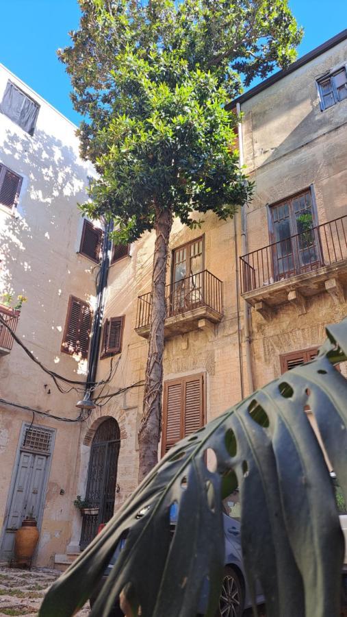 B&B Garibaldi Alcamo Luaran gambar