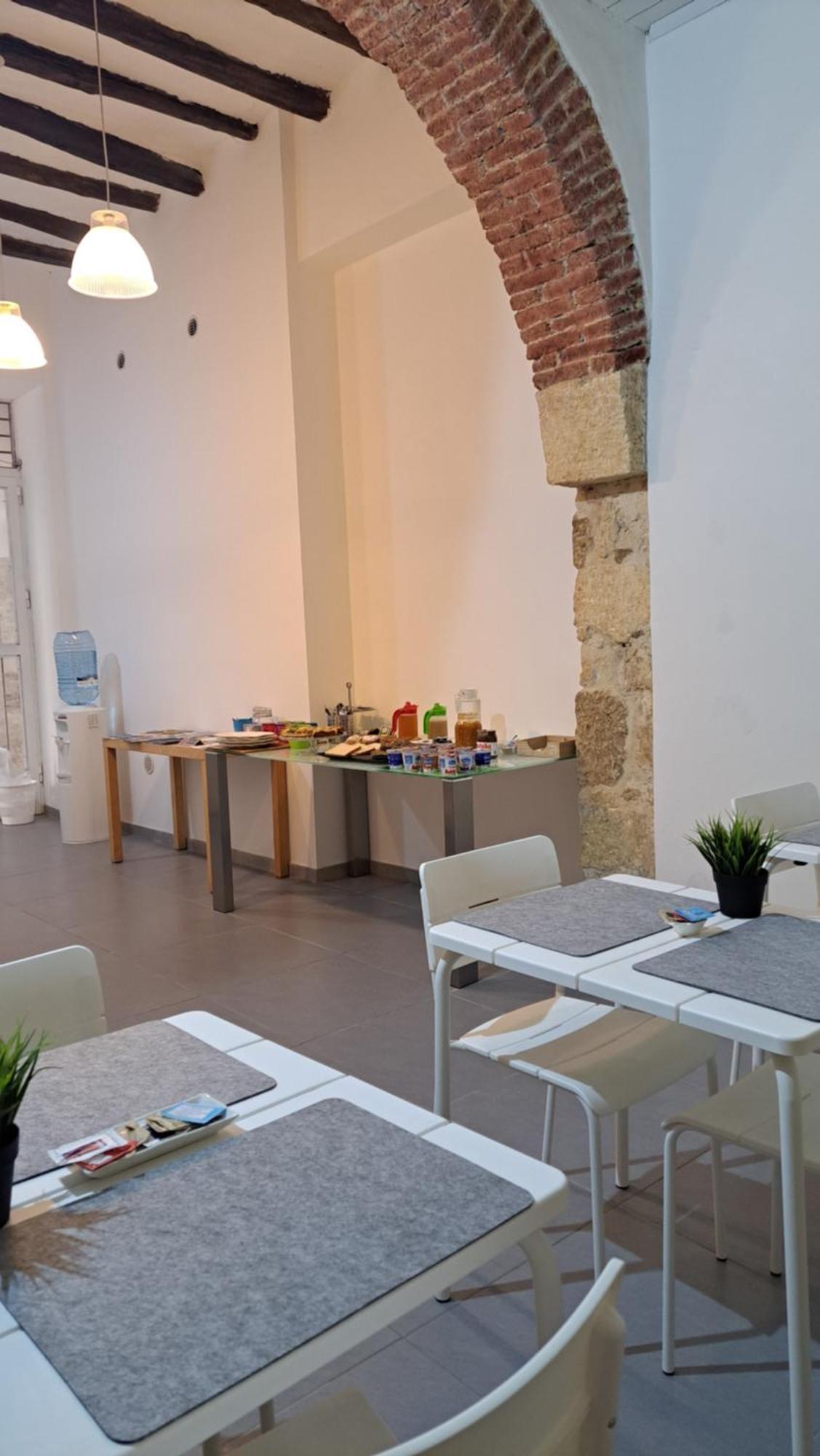 B&B Garibaldi Alcamo Luaran gambar
