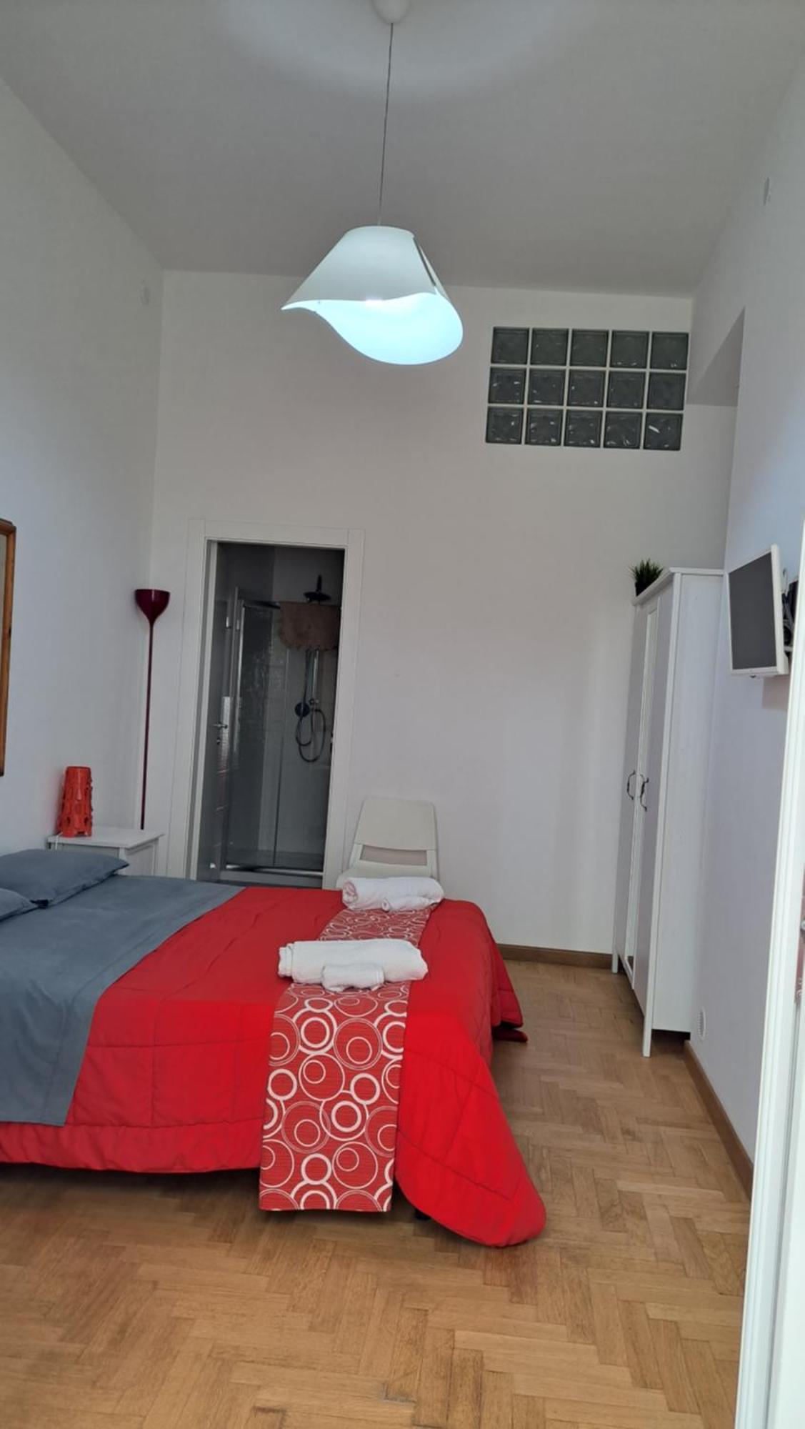 B&B Garibaldi Alcamo Luaran gambar